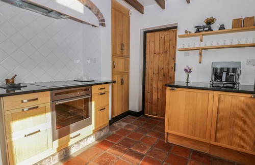 Driffield Cabaña | CRAVEN COTTAGE, family friendly, with open fire in Bridlington
