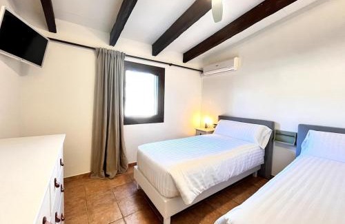 Sencelles Casa | Cream homes Son Celles, ETV3533