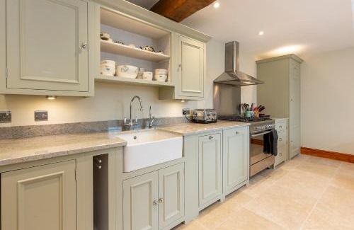Earswick Apartamento | Creamery Cottage with Games room and Free Parking