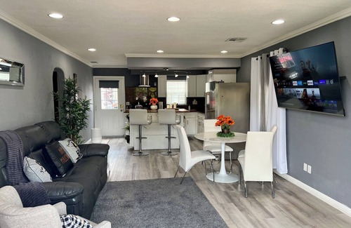 South Gate Casa | Create Family Memories