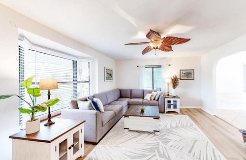 Fort Myers Casa | Creating Memories by the Canal