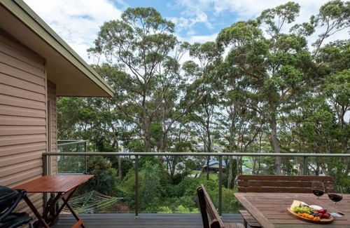 Tomakin Casa | Creative Three Level Retreat with Lovely Sea Views