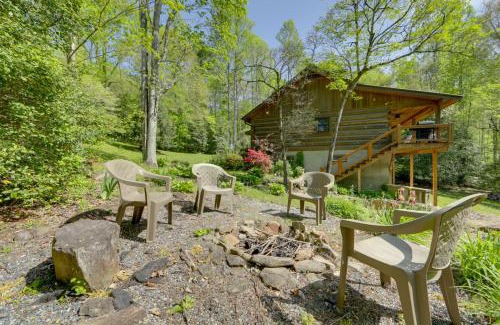 Cherokee Casa | Creek Access Quiet Bryson City Retreat with Hot Tub
