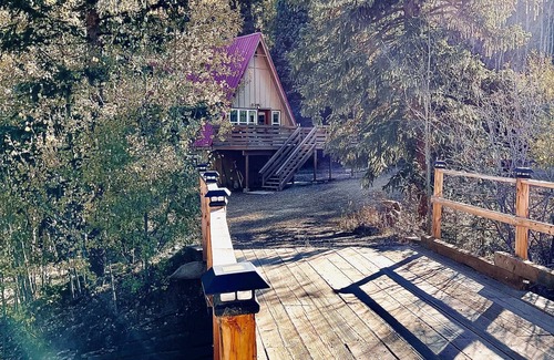 Black Hawk Casa | Creek Front Mountain Chalet close to Ski Resorts!