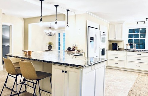 Jersey Shore Casa | Creek Front/Rail Trail - Pine Creek Manor House