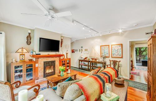 Guerneville Casa | Creek House