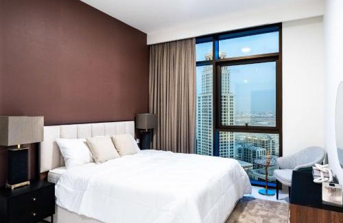 Madinat Zayed Apartamento | Creek palace residence by Hogar
