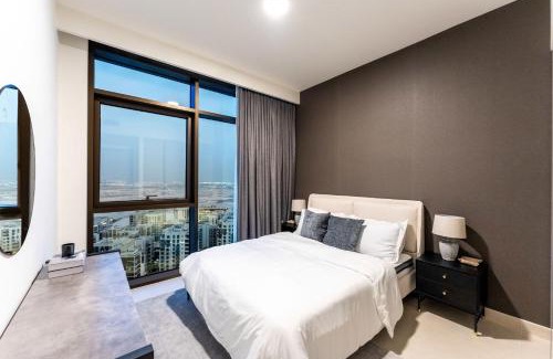 Madinat Zayed Apartamento | Creek palace residence by Hogar