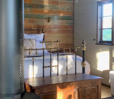 Matheson Casa | Creek Shack - Off Grid