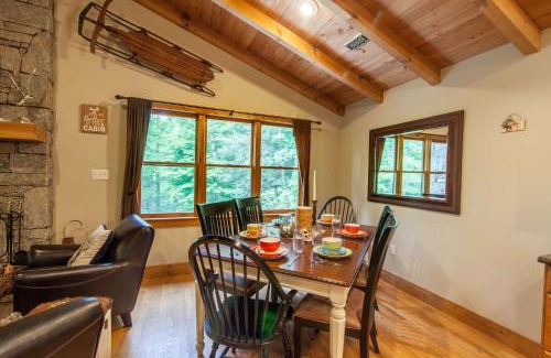 Blowing Rock Casa | Creek Sound Chalet