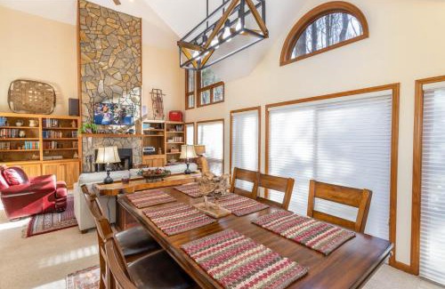 Boone Casa | Creekside at Yonahlossee