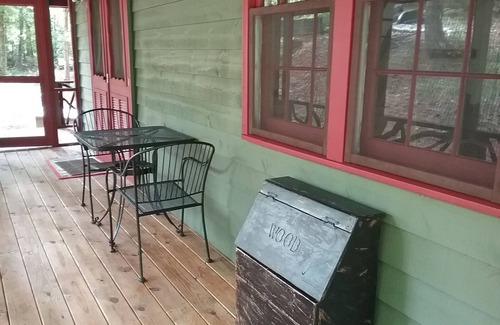 Clayton Cabina | Creekside Cabin Close to hiking trails and waterfalls