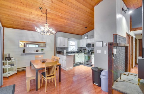 Downieville-Lawson-Dumont Cabina | Creekside Cabin: Easy Access to i-70 & Slopes!