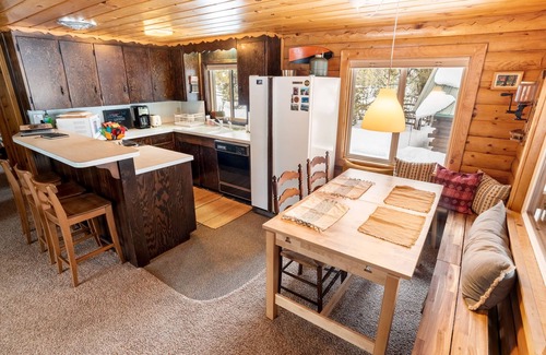 Ketchum Cabina | Cabina Creekside en el corazón de las montañas de diente de sierra