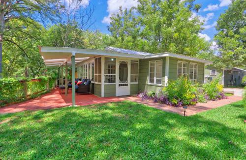 Wimberley Casa | Creekside Cabins - The Getaway