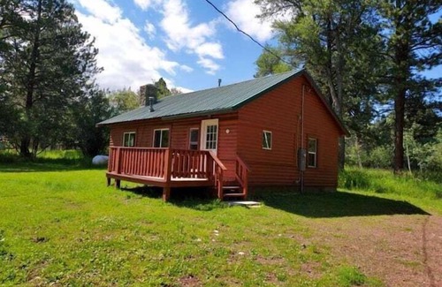 Saddlestring Casa | Creekside Chalet, Private Creekside Chalet