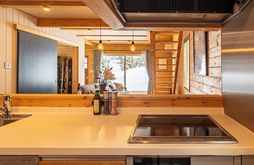 Iida Chalet De Esquí | Creekside Chalets Hakuba