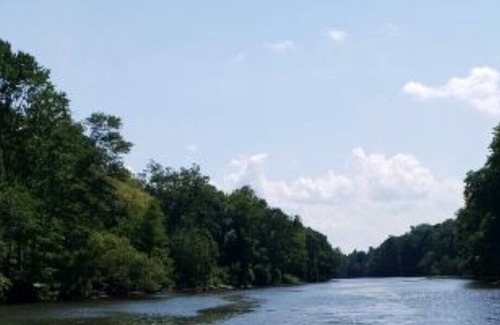 Mount Marion Casa | Creekside Cottage On The Water