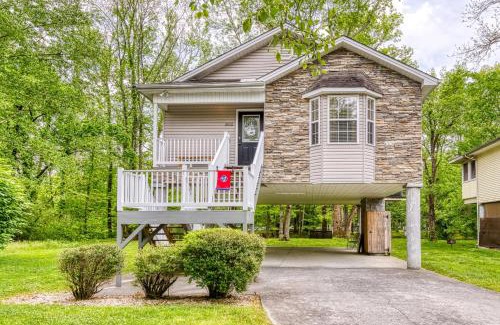 Gatlinburg - Pigeon Forge Casa | Creekside Cottage
