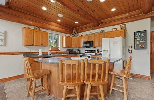 Rapid City Casa | Creekside Gem at Sheridan Lake
