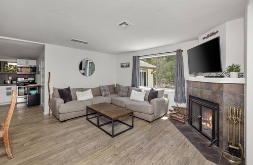 Prescott Casa | Creekside Getaway by Downtown