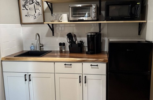 Antioch Casa | Creekside Guest-Suite in Nolensville-Brentwood,Tn