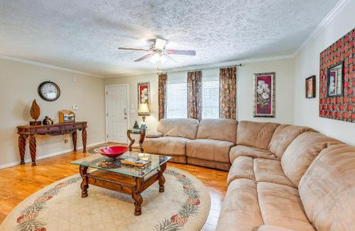 Topton Casa | Creekside Haven with Fire Pit Near Nantahala River