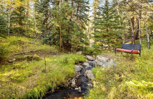Hangen Ranch And M and B Casa | Creekside Mountain Views Hot Tub