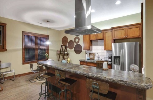 Visalia Casa | Creekside Ranch, a Farm Experience near Sequoia NP