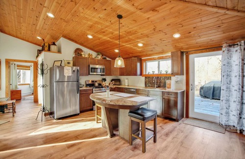 Wellsboro Casa | Creekside Retreat: Rail Trail Access Nearby!