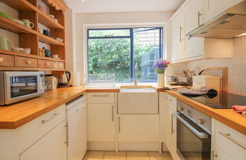 Gweek Cabaña | Cottage con Encanto a 50 metros de Helford Creek