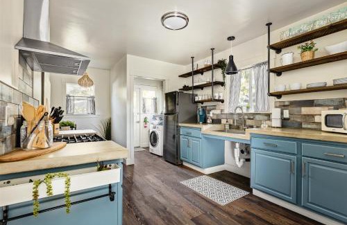 Grass Valley Casa | Creektown Cottages/The Alder
