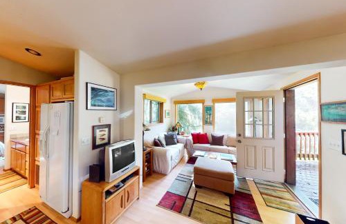 Brookings Casa | Creekview