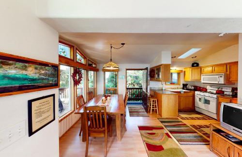 Brookings Casa | Creekview