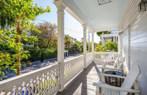 Historic Seaport Hotel | Creme Brulee Suite