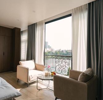 Nhat Tan Apartamento | Crescendo Stylist Studio Lakeview