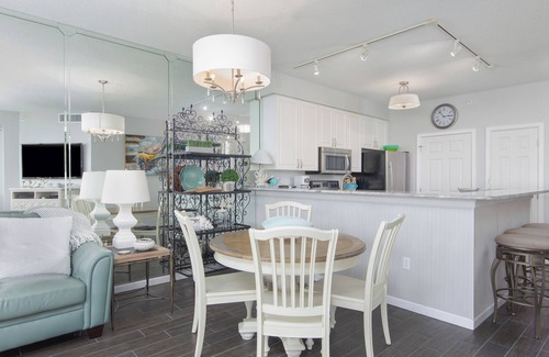 Miramar Beach Condominio | Crescent at Miramar-gulf Front Luxury Condo-free Beach Chairs!