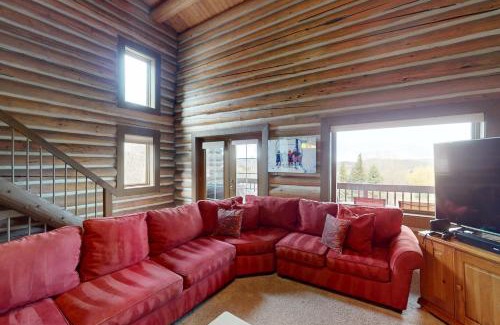 North Park City Casa | Crescent Cabin in the Woods