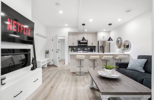 Crescent Heights Casa | Crescent Heights Urban Retreat