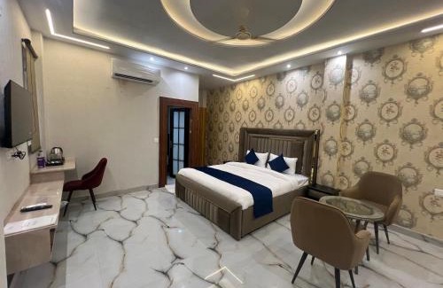 Greater Noida Hotel | Crescent Inn