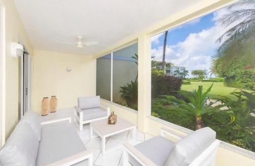 Seven Mile Beach Casa | Crescent Point #9: 3Bed Condo