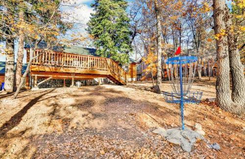 Upper Moonridge Casa | Crescenta Pines Resort Log Cabin~ Hot Tub~ Games~