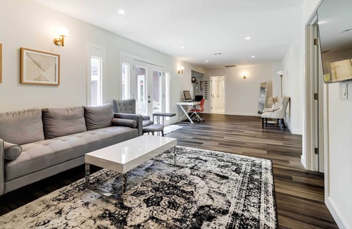Cresco Casa | Cresco Retreat w/ Deck, Near Water Parks + Skiing!