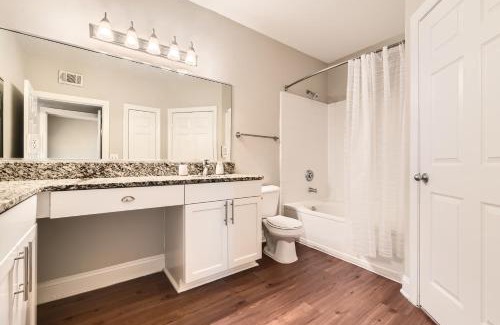 Old Fourth Ward Apartamento | Crest At Midtown 1525 L 2 Bedroom 2 Bath