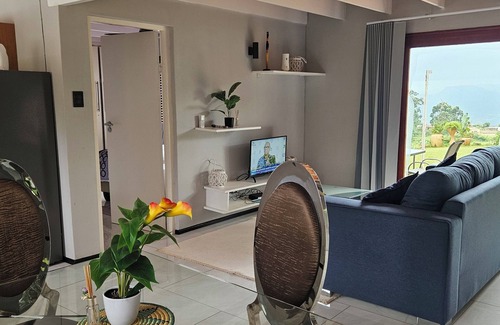 Waterfall Casa | Crest Farm - Self-catering 2-bedroom, Wi-fi, Views, Swiming Pool