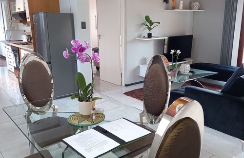 Waterfall Casa | Crest Farm - Self-catering 2-bedroom, Wi-fi, Views, Swiming Pool