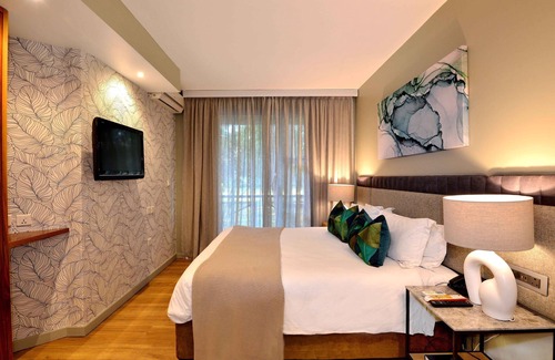 Harare Hotel | Cresta Lodge - Harare