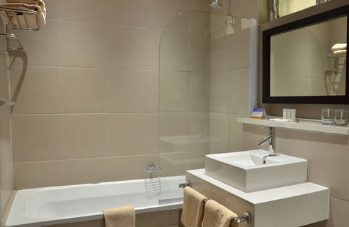 Maun Hotel | Cresta Riley's