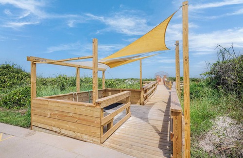 Butler Beach Condominio | Creston House