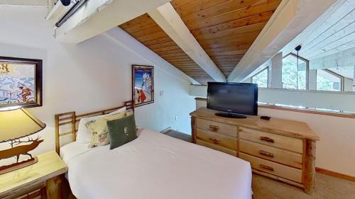 Snowmass Village Casa | Crestwood 1216 Standard 1 Bedroom plus Loft